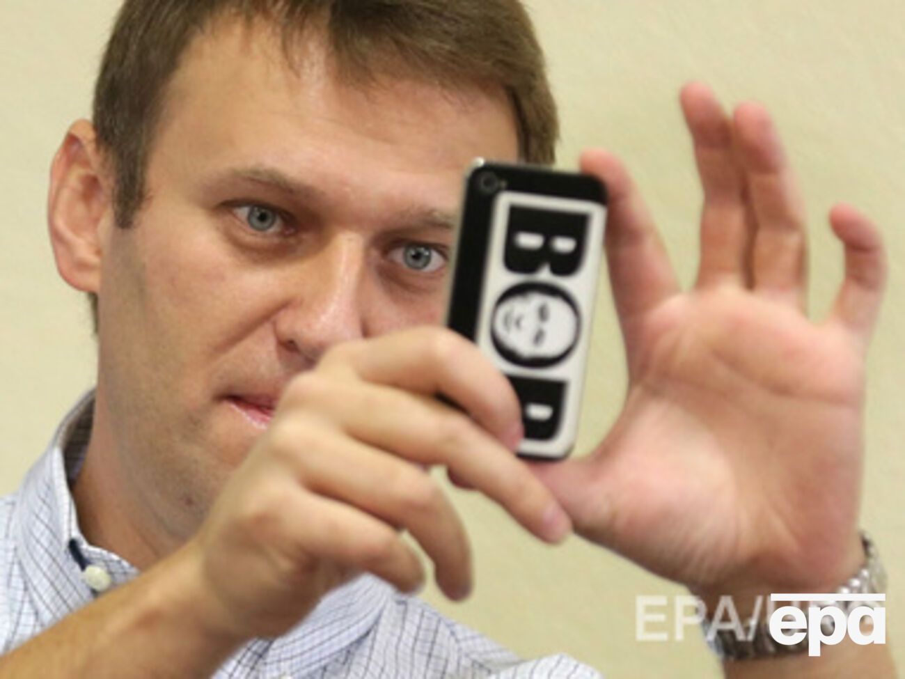 Навальный пообещал продолжить борьбу с "путинским режимом"