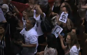 Родственники погибших и пропавших без вести встретили решение суда аплодисментами