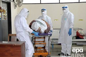 По данным ВОЗ, число людей, погибших от лихораки Эбола, продолжает расти