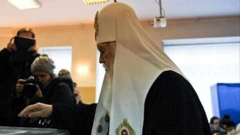Филарет проголосовал перед богослужением