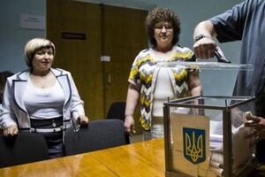 Голосование на внеочередных выборах в Раду на семи избирательных участках за рубежом завершилось