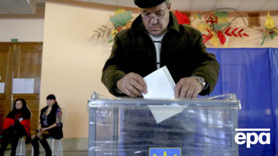 В Китае уже закрылись избирательные участки