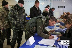 Украинцы продолжают голосовать