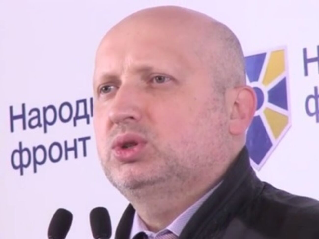 Александр Турчинов выразил надежду, что ночь выборов, когда будут подсчитывать голоса, пройдет без эксцессов