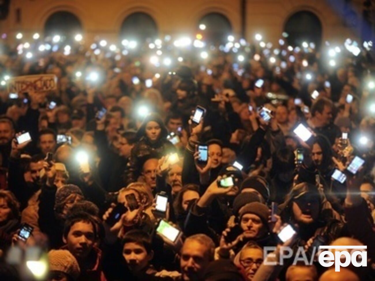 В Будапеште протестуют против налога на интернет