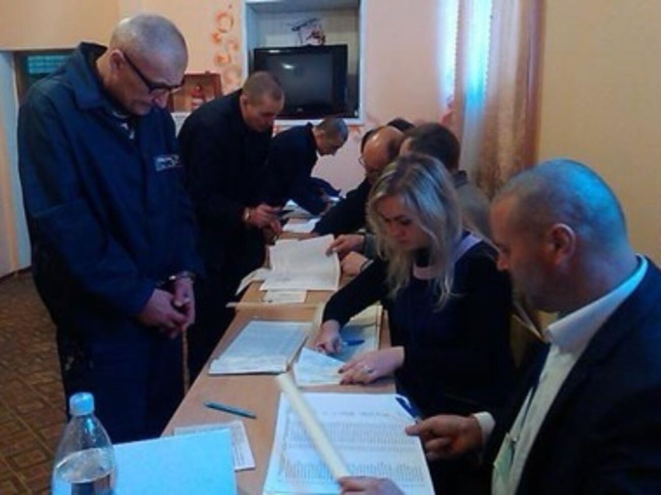 Голосование в тюрьмах прошло без инцидентов