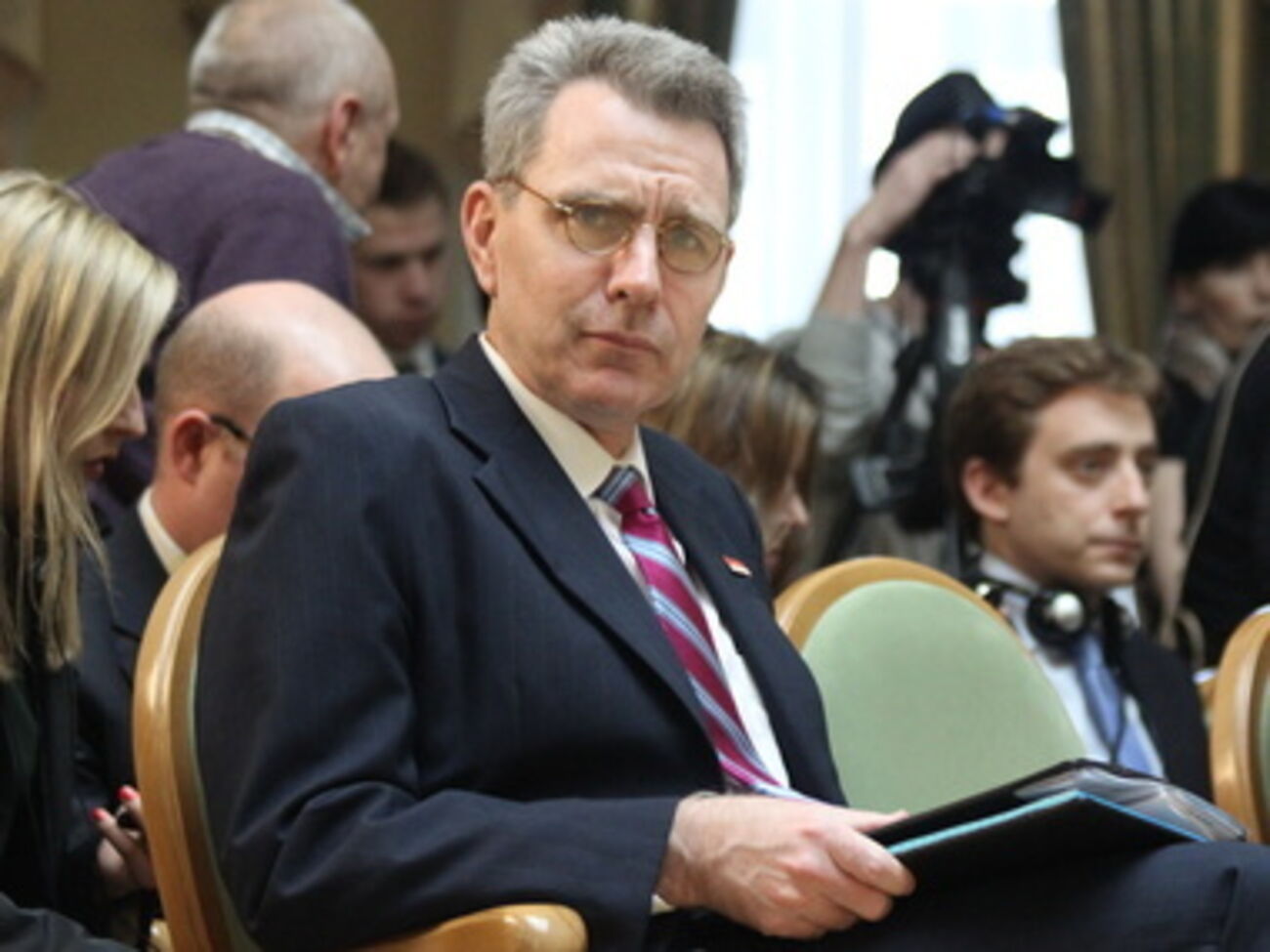 Пайетт приветствовал проведение внеочередных парламентских выборов