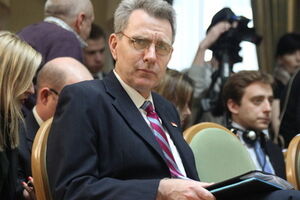 Пайетт приветствовал проведение внеочередных парламентских выборов