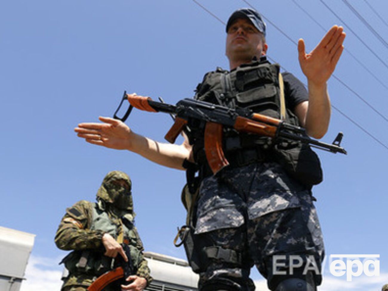 Боевики терроризируют местное население