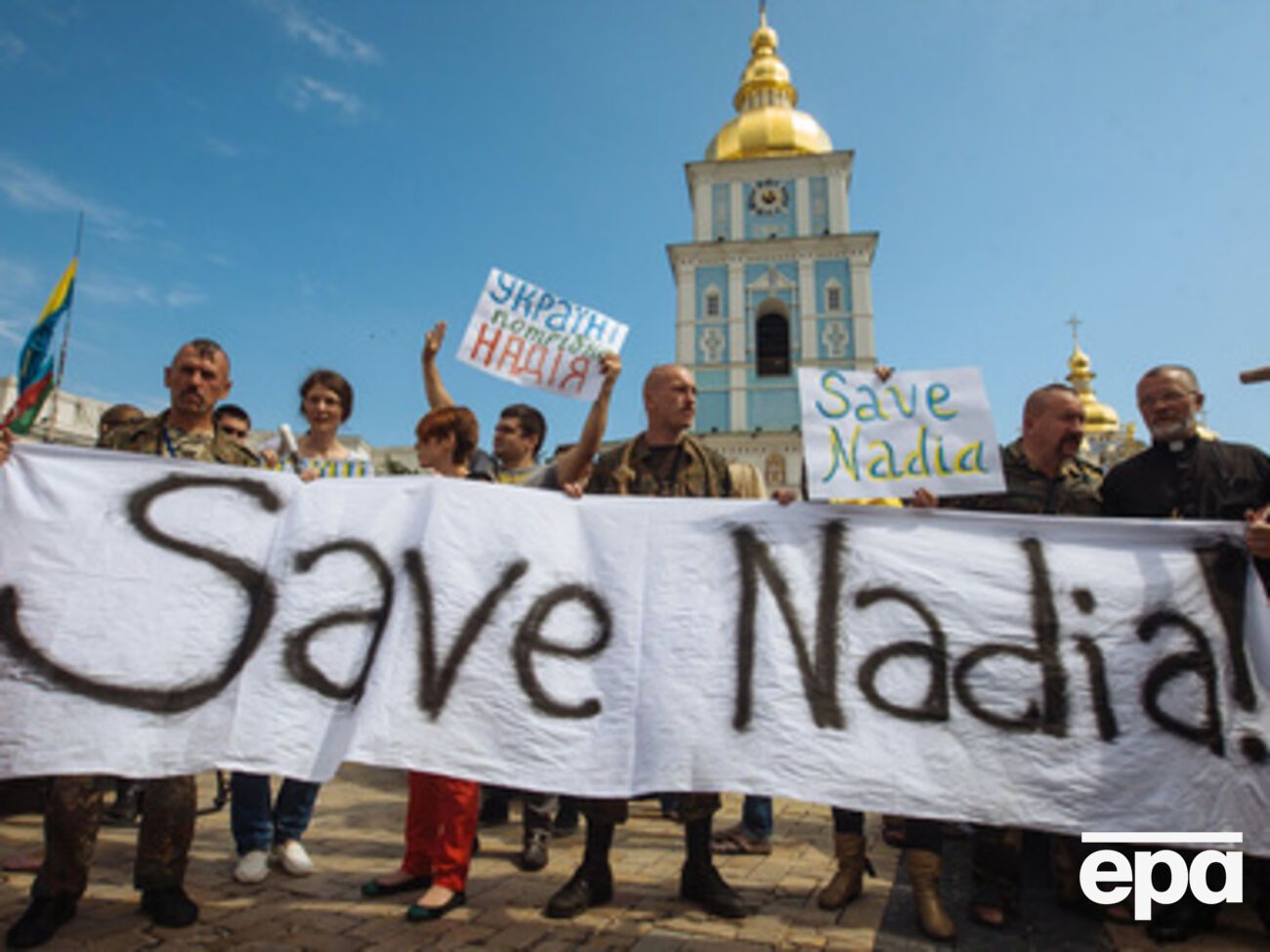 Савченко останется в СИЗО до февраля