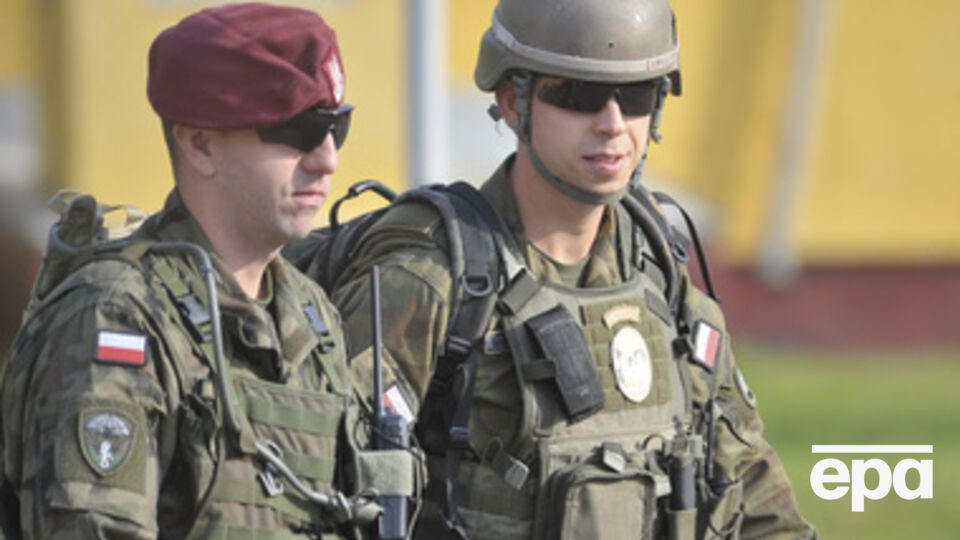 Польша передислоцирует часть войск к восточной границе