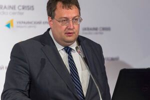 Геращенко заявил, что "Народный фронт" готов создавать коалицию с тремя партиями