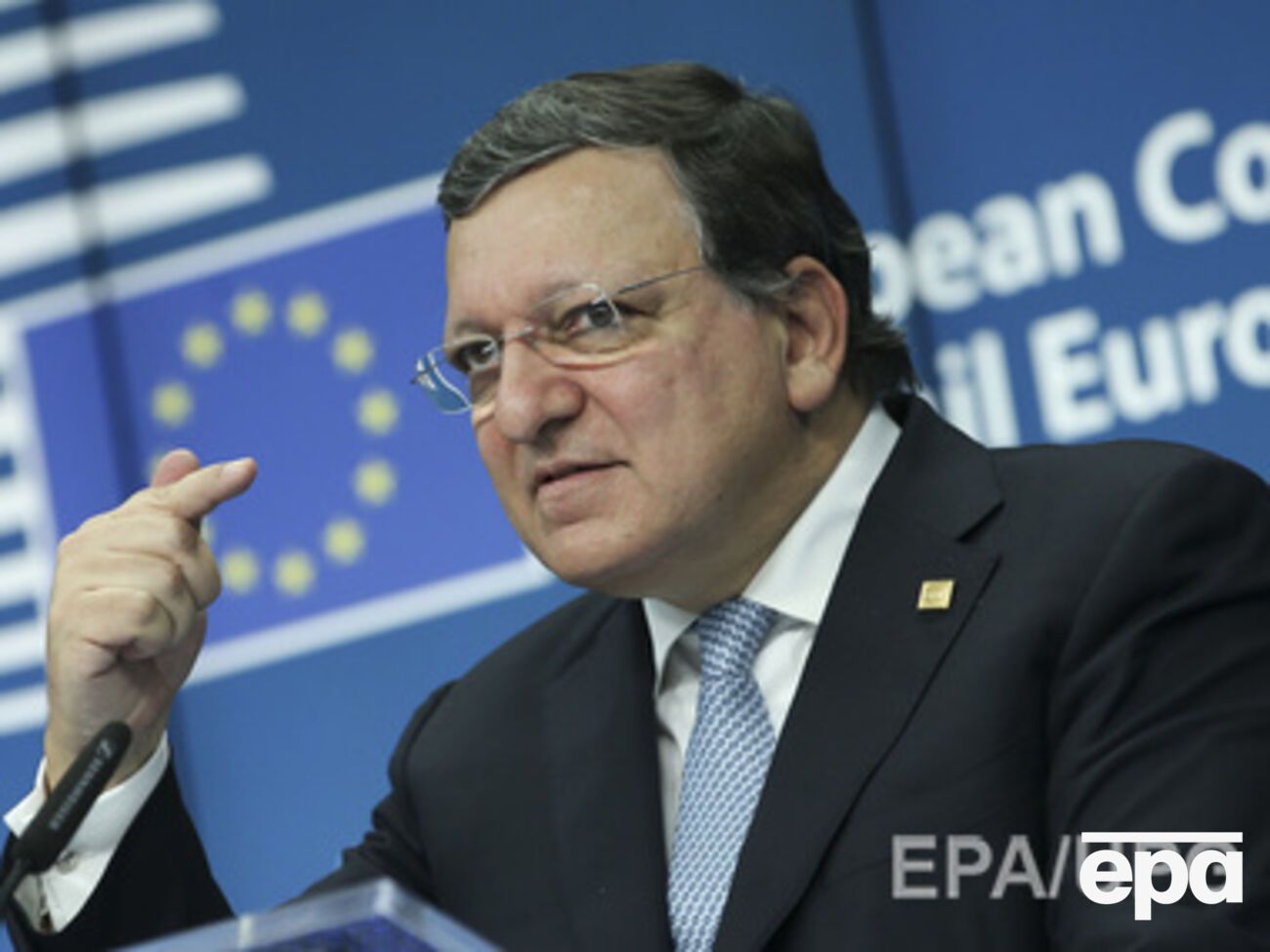 Жозе Мануэль Баррозу обсудил с Петром Порошенко финансовые и энергетические вопросы