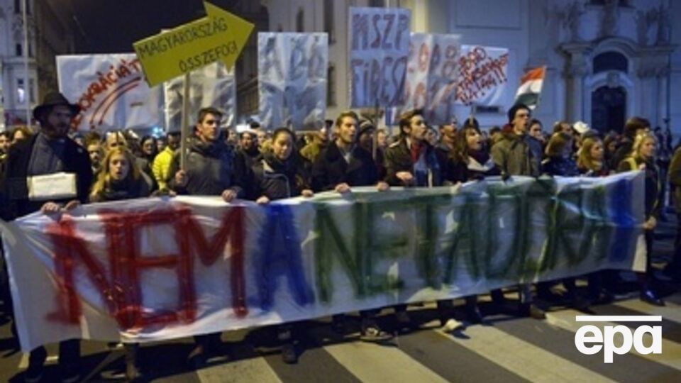 Протесты не стихают