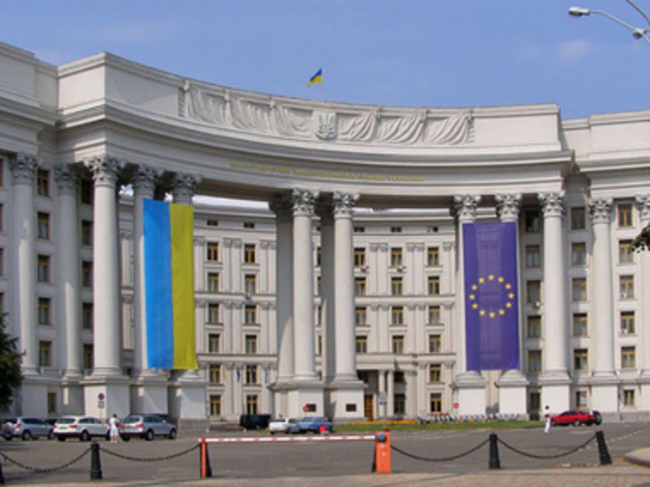 Украинский МИД рассчитывает, что РФ будет соблюдать Минские договоренности