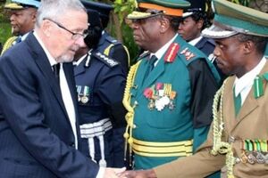 Гай Скотт, первый белый президент в странах Африки за последние 20 лет