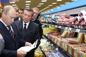 Ограничения России на импорт продуктов привели к росту цен в стране