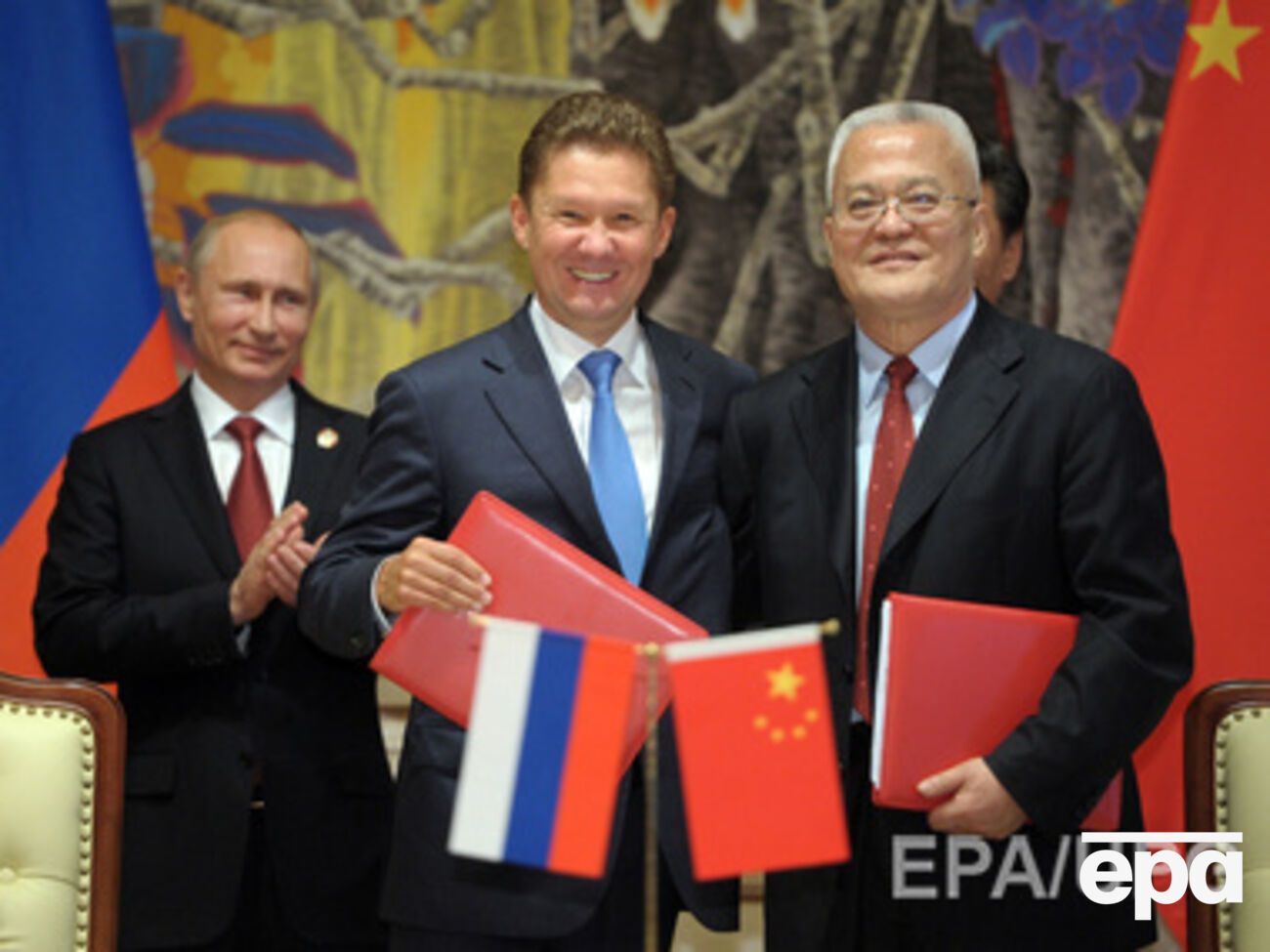 В Китае Миллер получал бы 1 млн рублей в месяц, а не 3 млн рублей в день, как сейчас --- Немцов