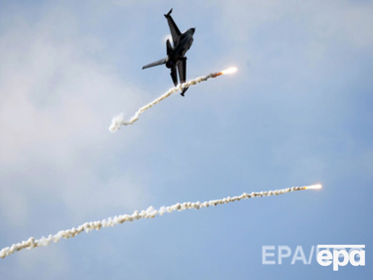 В НАТО заявили о возросшей активности российской авиации у границ ЕС