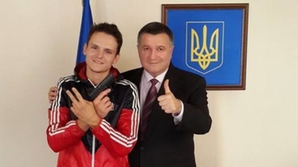 Арсен Аваков: Просто берегите цвет кремлевских звезд