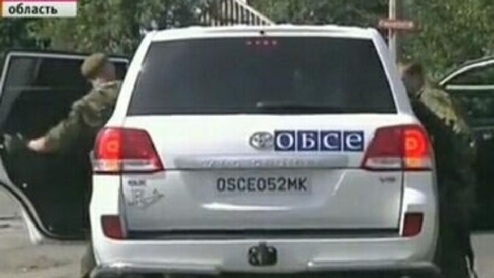 Факт совместной с боевиками поездки зафиксировали журналисты российского "Первого канала"