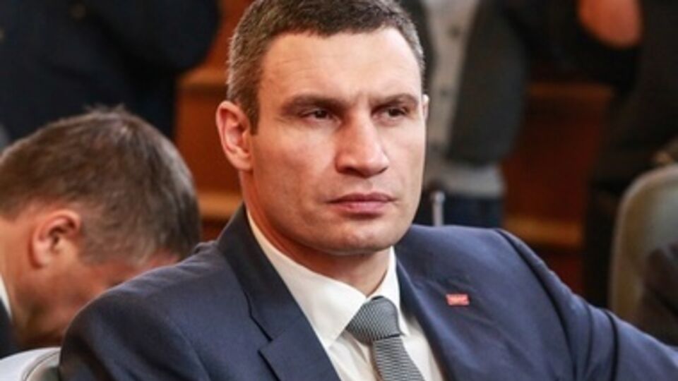 Кличко обещает восстановить кинотеатр "Жовтень"