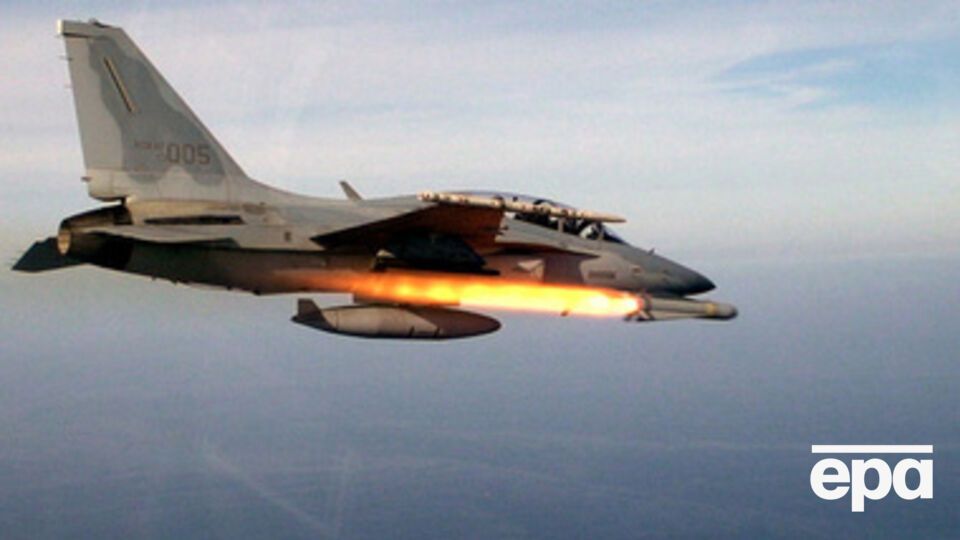 Российские самолеты не предоставляют полетные планы и не поддерживают контакт с гражданскими диспетчерами