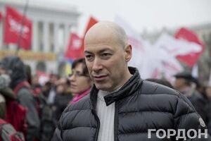 Дмитрий Гордон призвал всех, кому небезразлична судьба "Жовтня", утром 31 октября прийти к КГГА