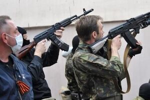 В Донецке продолжаются обстрелы