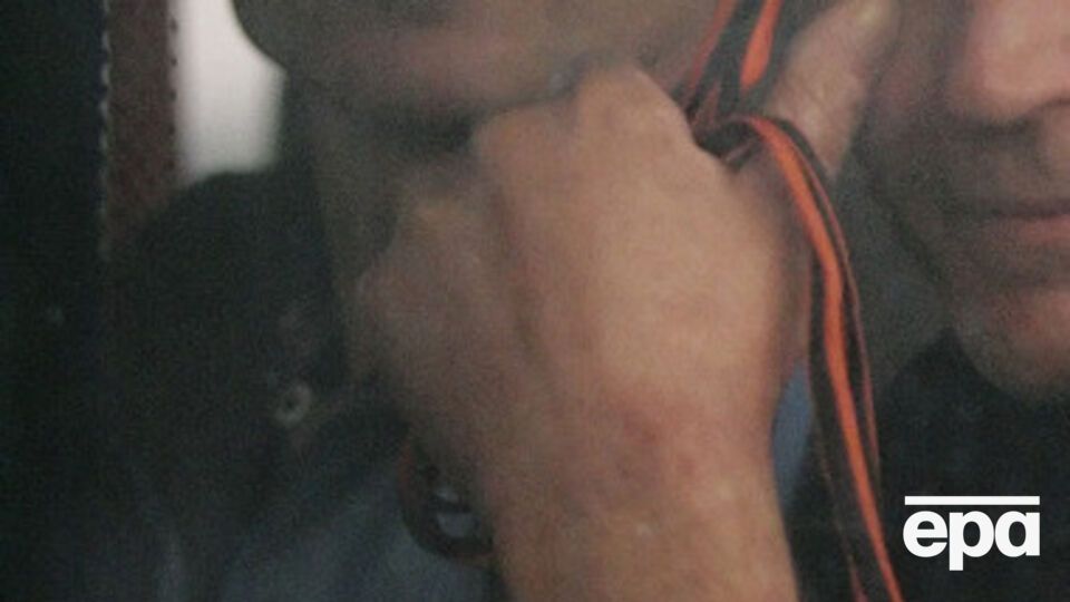 Террористы "ЛНР" пытаются контролировать местное население