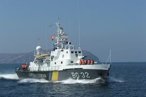 Пограничники двигались на расстоянии нескольких километров от берега