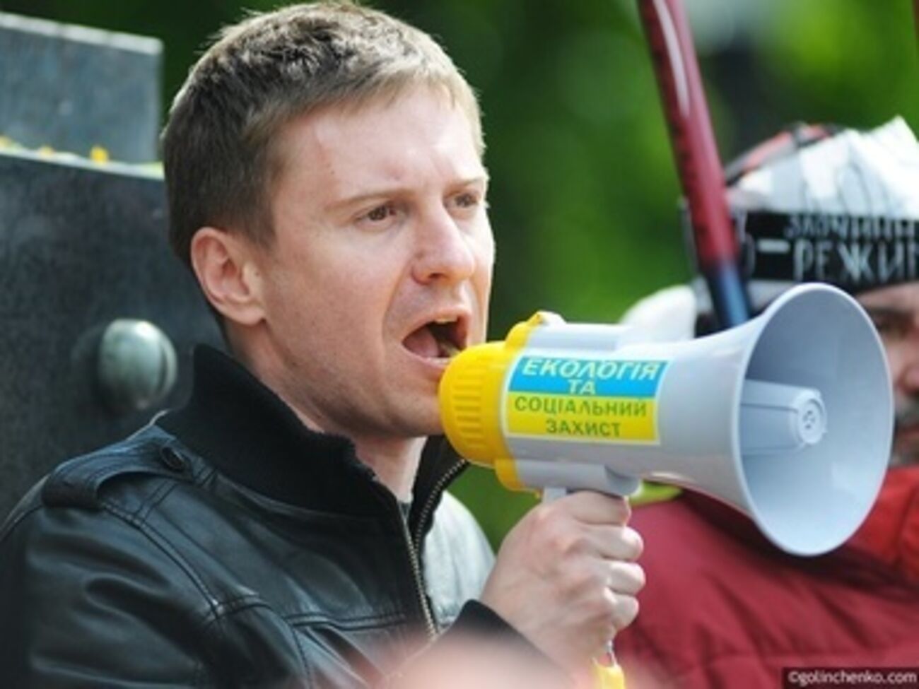 Данилюк: У одной из компаний Курченко отобраны украденные у Минобороны большой участок леса и незаконно построенный на ней комплекс