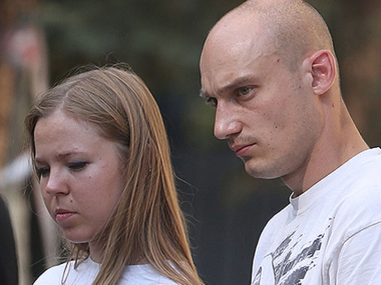 С парашютистов снимут обвинение в вандализме