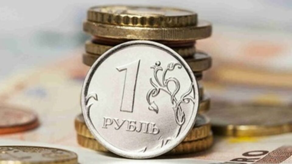 Курс рубля с каждым днем бьет рекорды падения