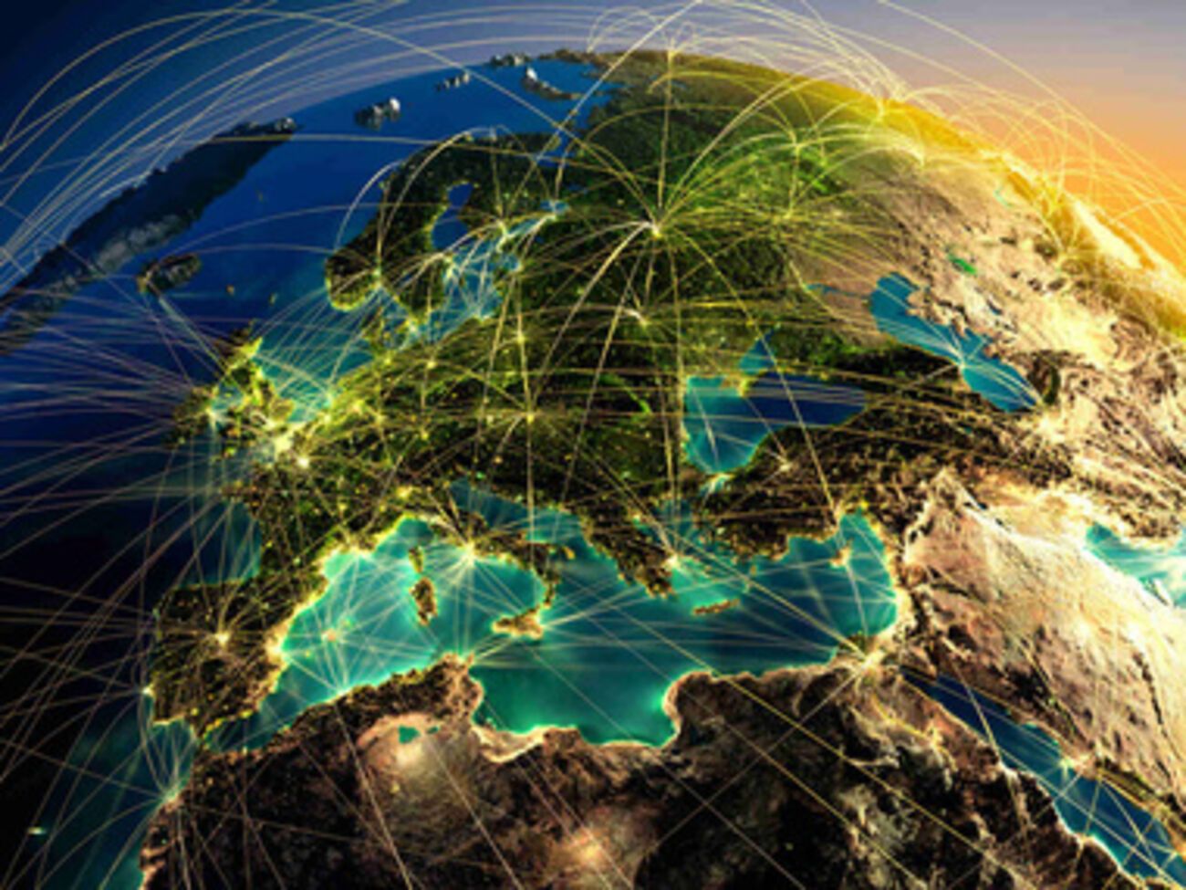 SWIFT --- это самая крупная международная сеть передачи информации