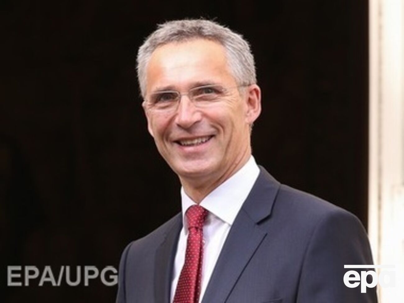 Столтенберг надеется на то, что фонды НАТО помогут Украине больше, чем дипломатия