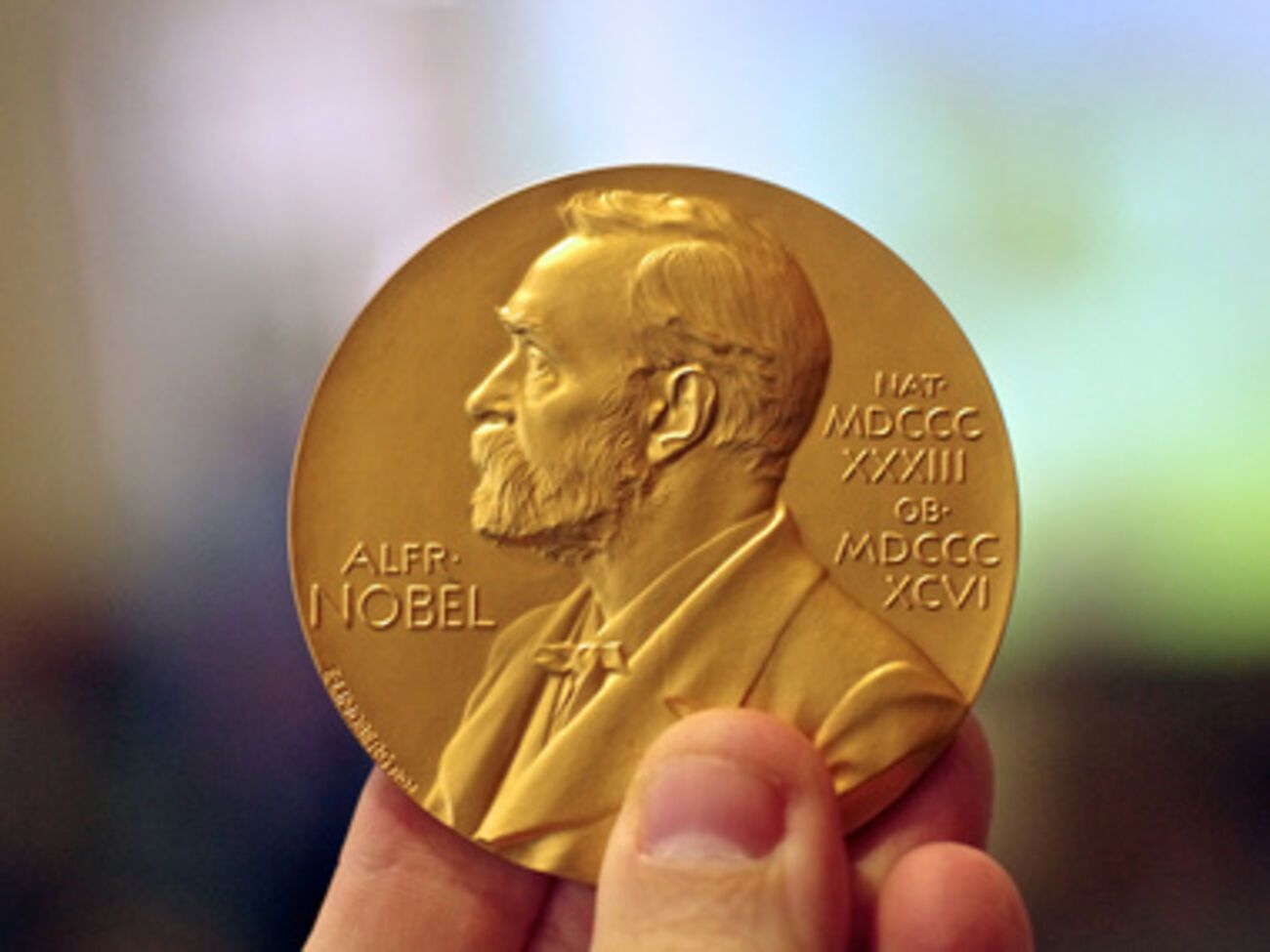 Названы лауреаты первого в этом году Нобеля