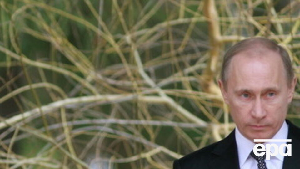 Путин отпразднует день рождения вдали от людей