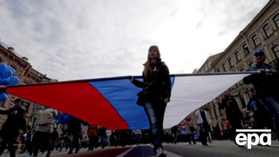Путин подписал закон, запрещающий митинговать после 22.00