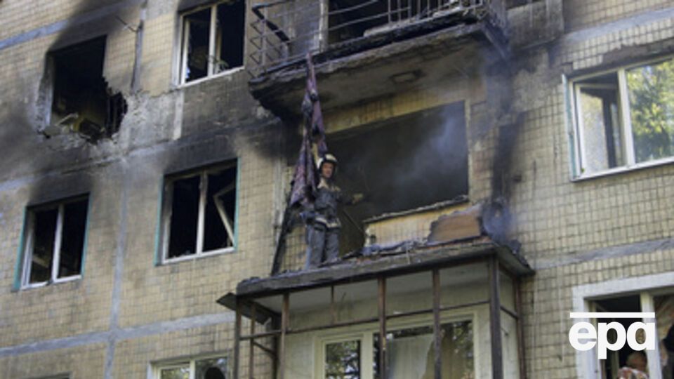 В Донецке за день из-за обстрелов сгорели две квартиры