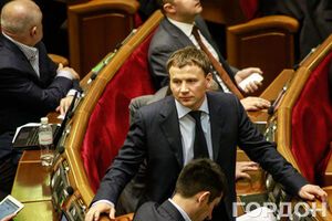 Рада приняла за основу законопроект о предупреждении коррупции