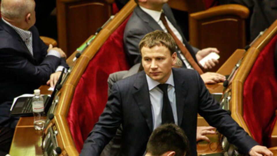 Рада приняла за основу законопроект о предупреждении коррупции