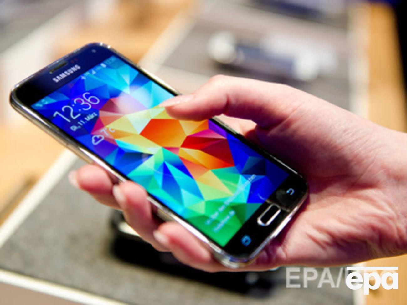 Продажи смартфонов Samsung падают
