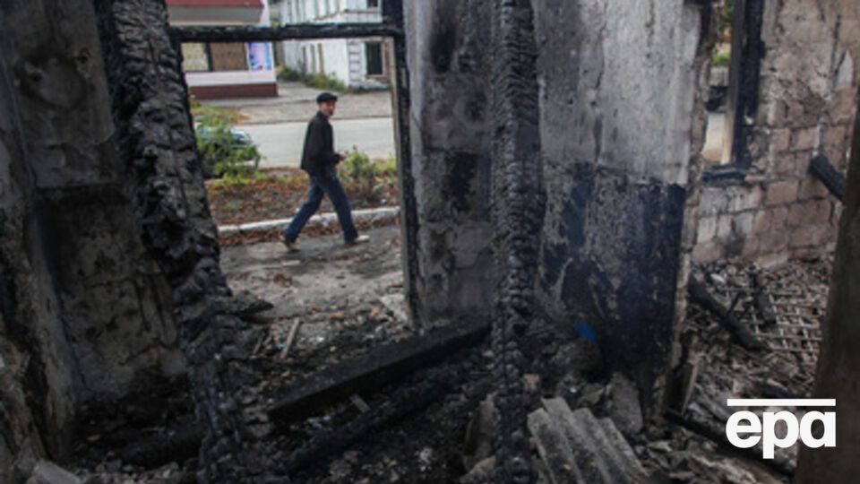 Донецк не прекращают обстреливать боевики