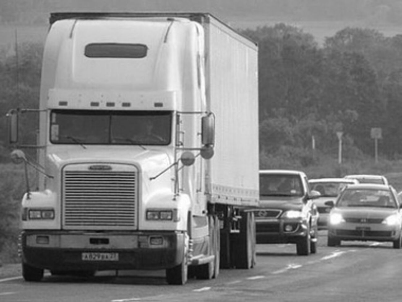 В колонне, в которой произошло ДТП, двигалось 25 автомобилей