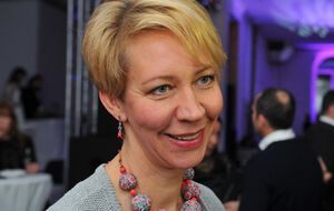 После участия в Марше мира Татьяна Лазарева написала на своей странице в Facebook: "Наше правительство спровоцировало эту войну, гибель людей, а мы такое правительство себе выбрали"