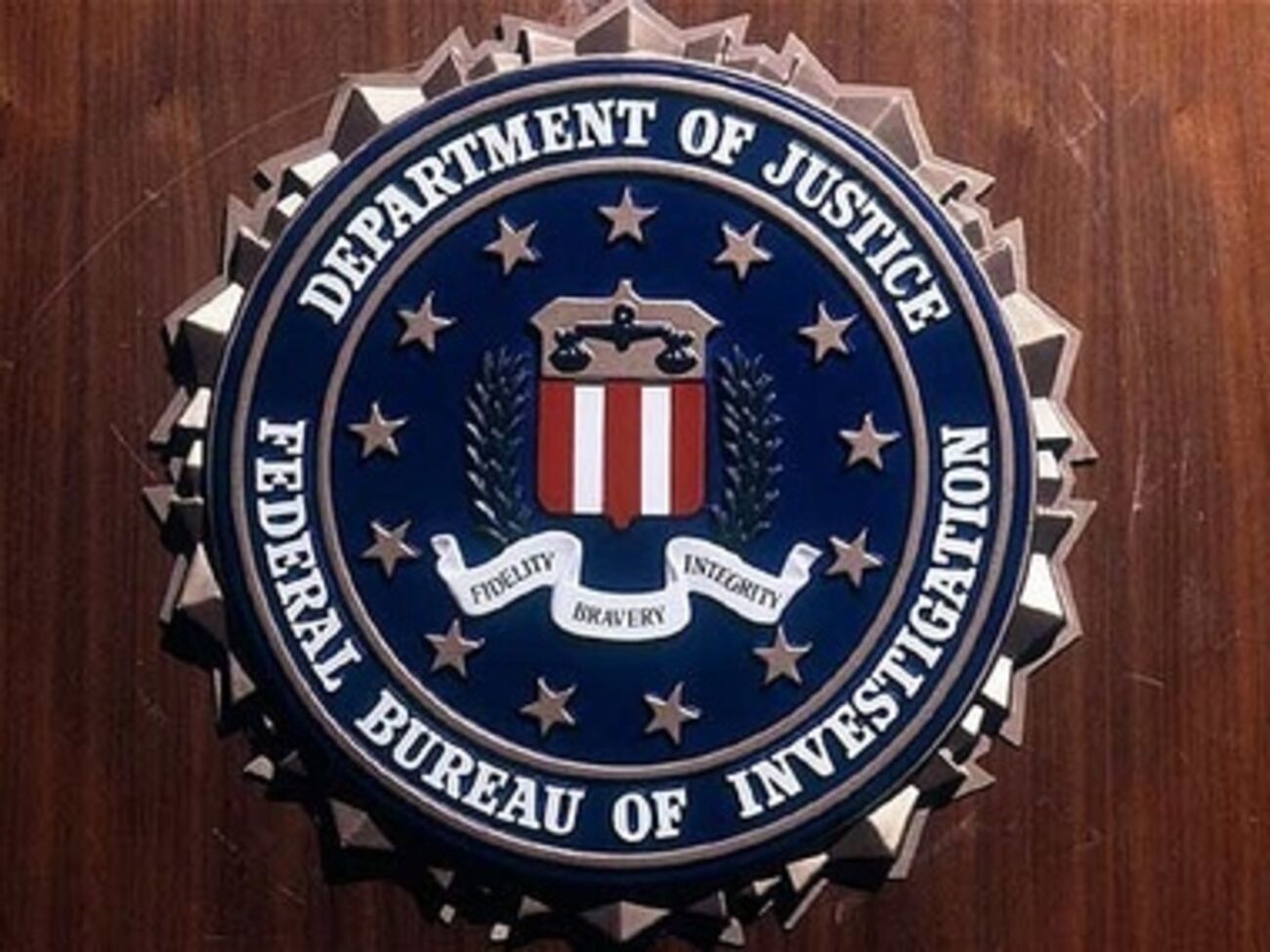 Twitter судится с ФБР, чтобы больше рассказать о&nbsp;госнадзоре за пользователями