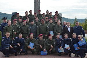 Каждому бойцу вручили материальную помощь