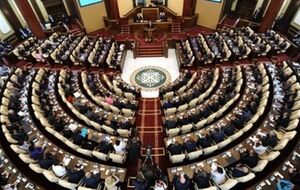 В сенате Казахстана не нашлось возражений против ЕАЭС