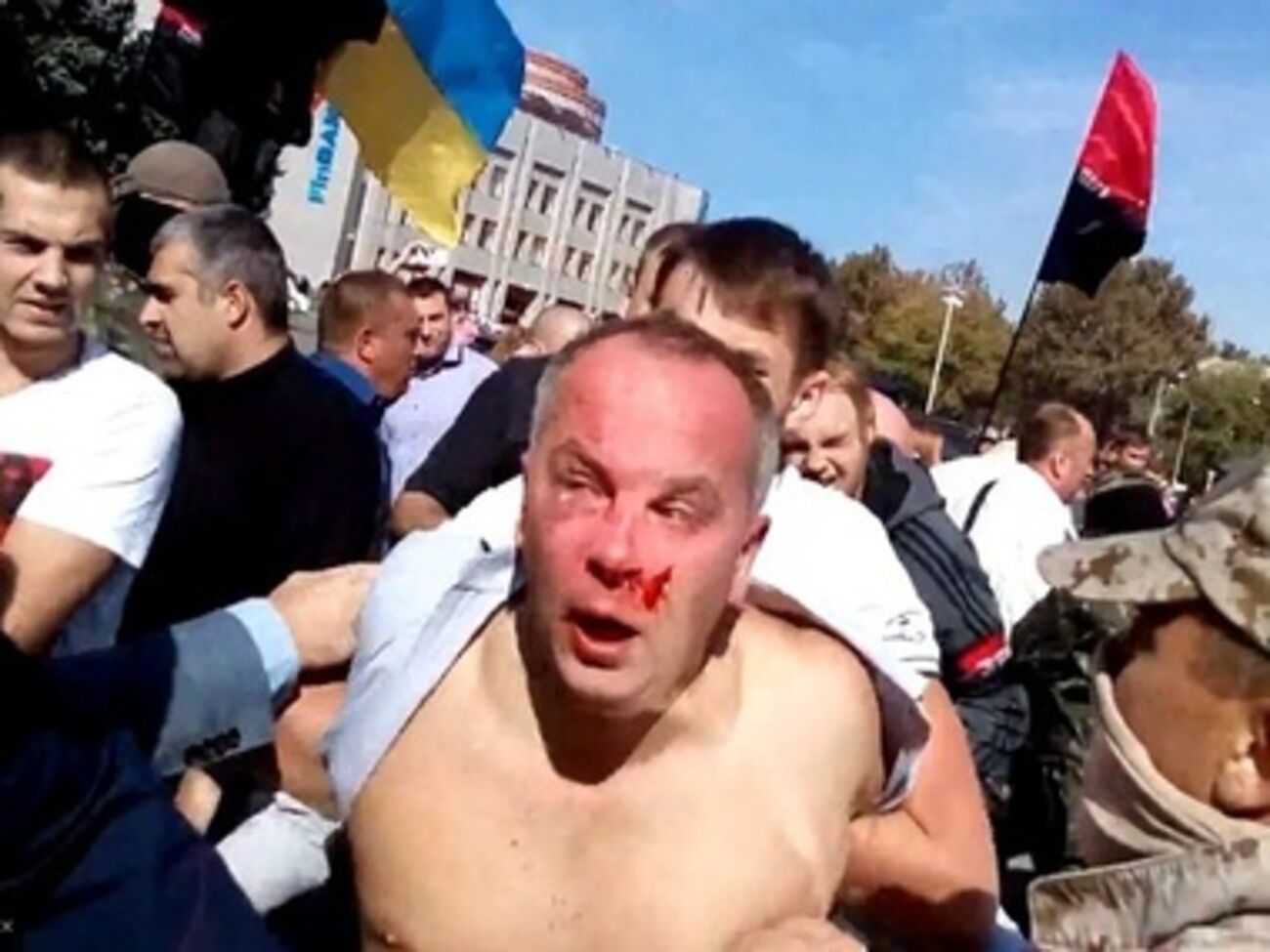 Участник нападения на Шуфрича будет дома